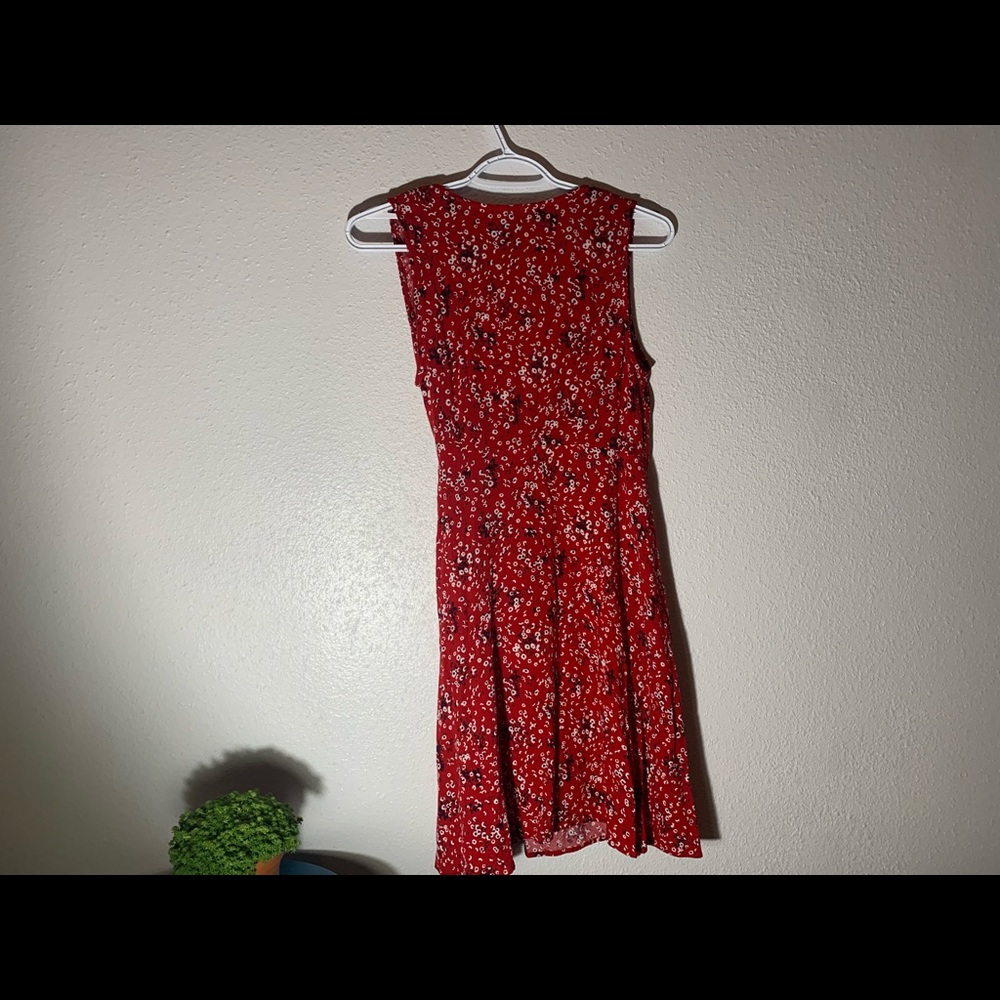 Dress - Picture 3 of 4